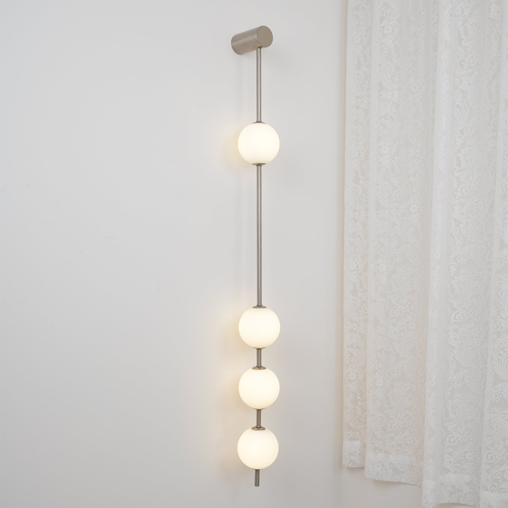 WOW Vertical Balls Wall Lamp