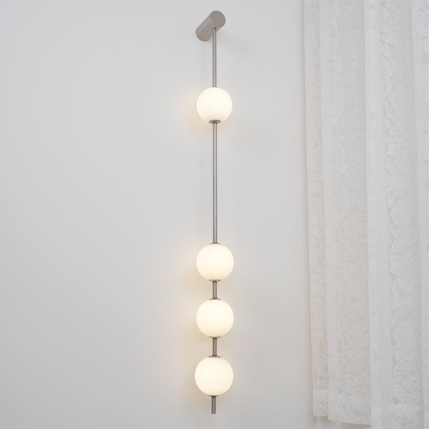 WOW Vertical Balls Wall Lamp