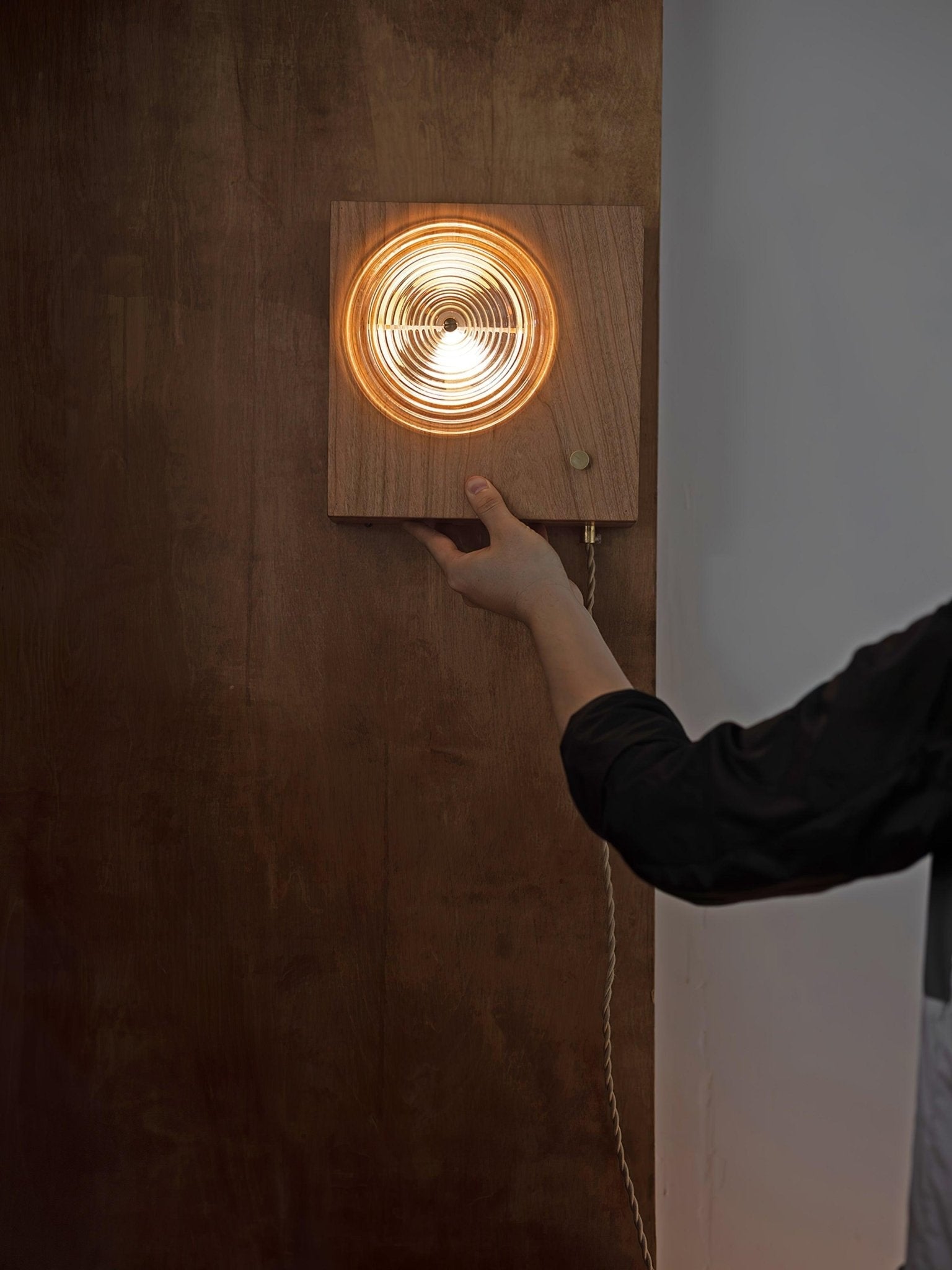 WOW Vintage Camera Wall Lamp