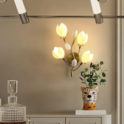 WOW Porcelain Magnolia Wall Lamp