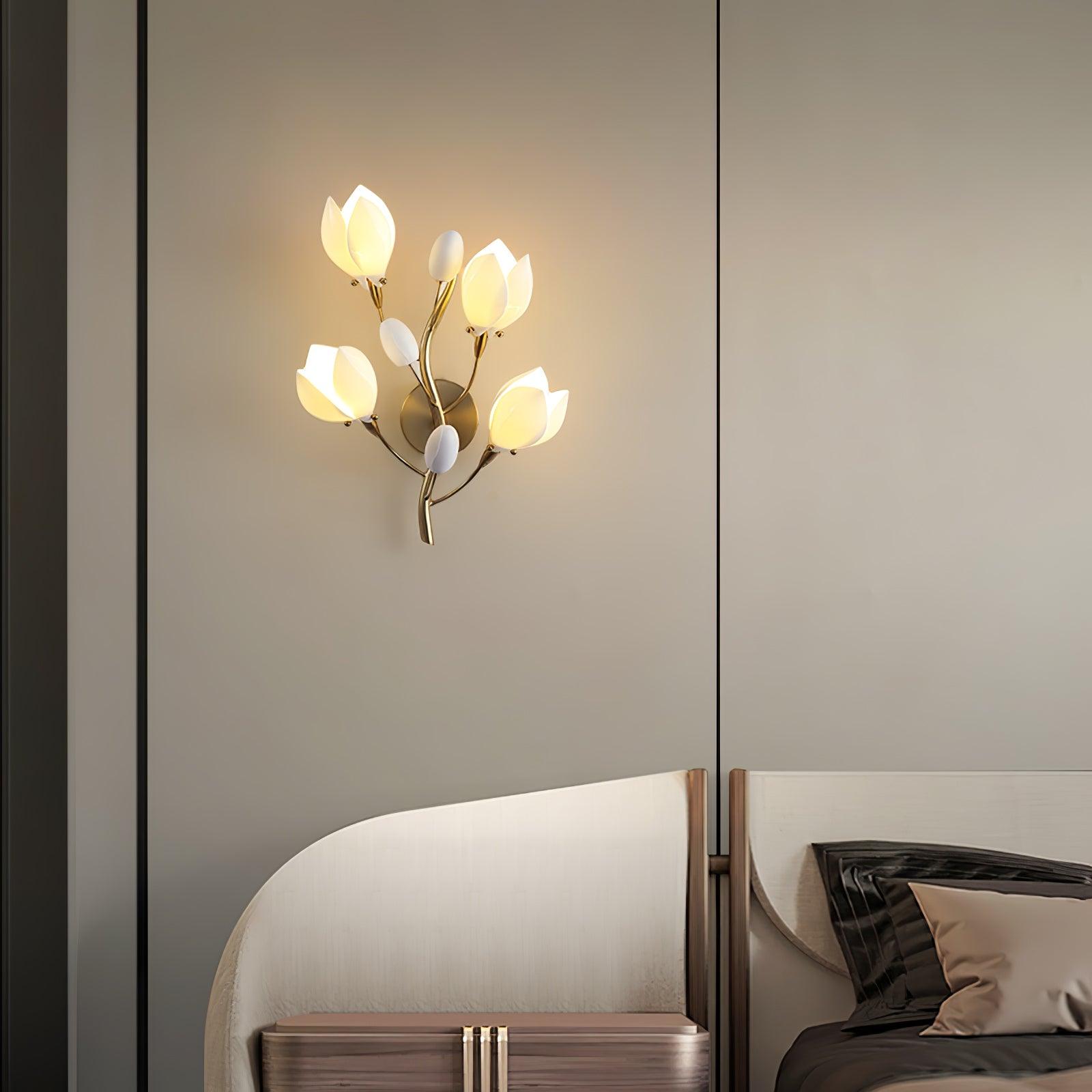 WOW Porcelain Magnolia Wall Lamp