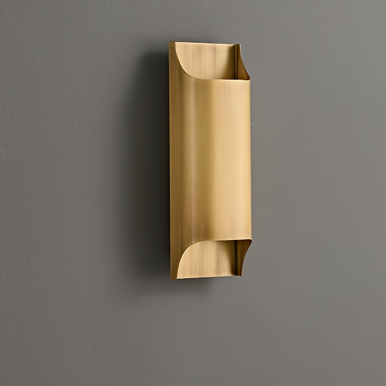 WOW Leclerc Brass Wall Lamp