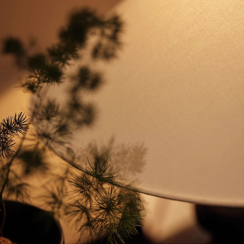 Retro Solid Wood Table Lamp