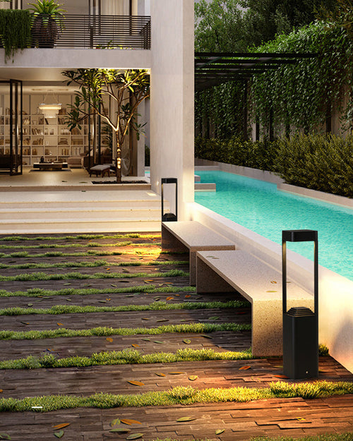 WOW Square Solar Bollard Light-wow9111