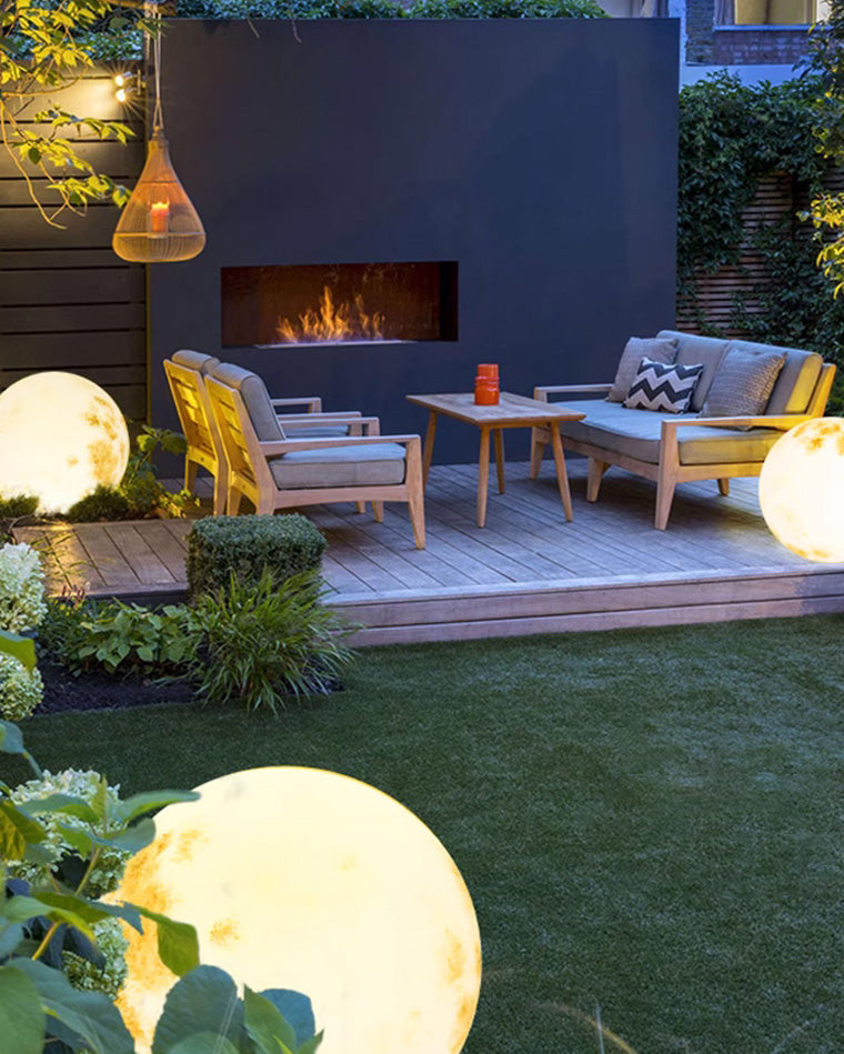 WOW Globe Lawn Light-wow9173