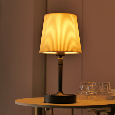 Wireless Retractable Fabric Table Lamp