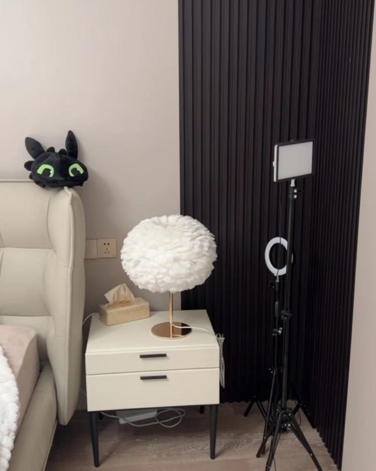 WOW Pretty Round Feather Table Night Lamp-wow8038