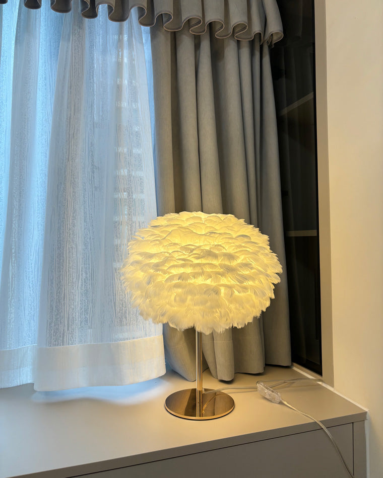 WOW Pretty Round Feather Table Night Lamp-wow8038