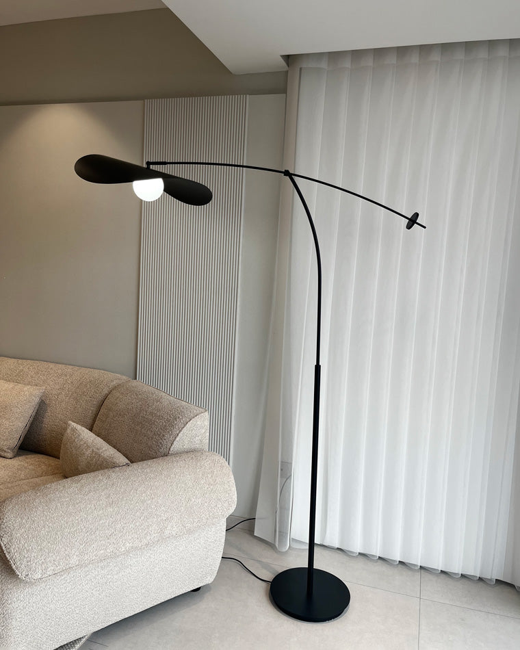 WOW Hat Antilever Floor Lamp-wow7014