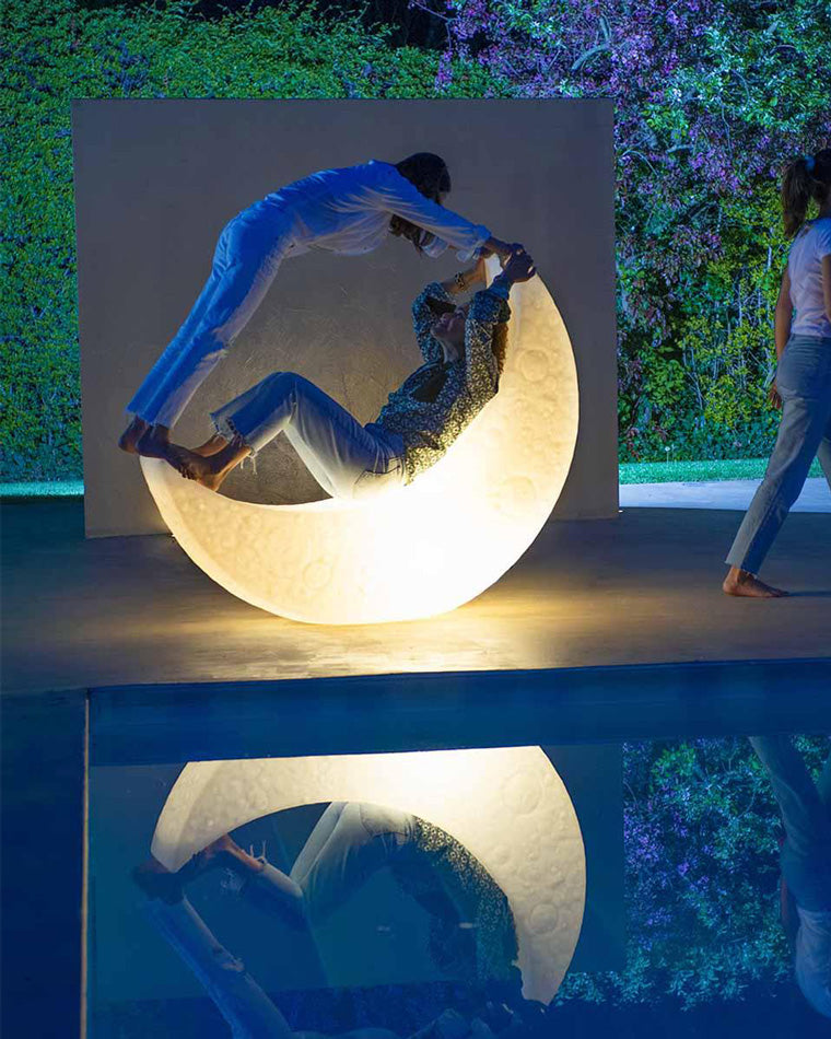 WOW Crescent Moon Floor Lamp-wow7021