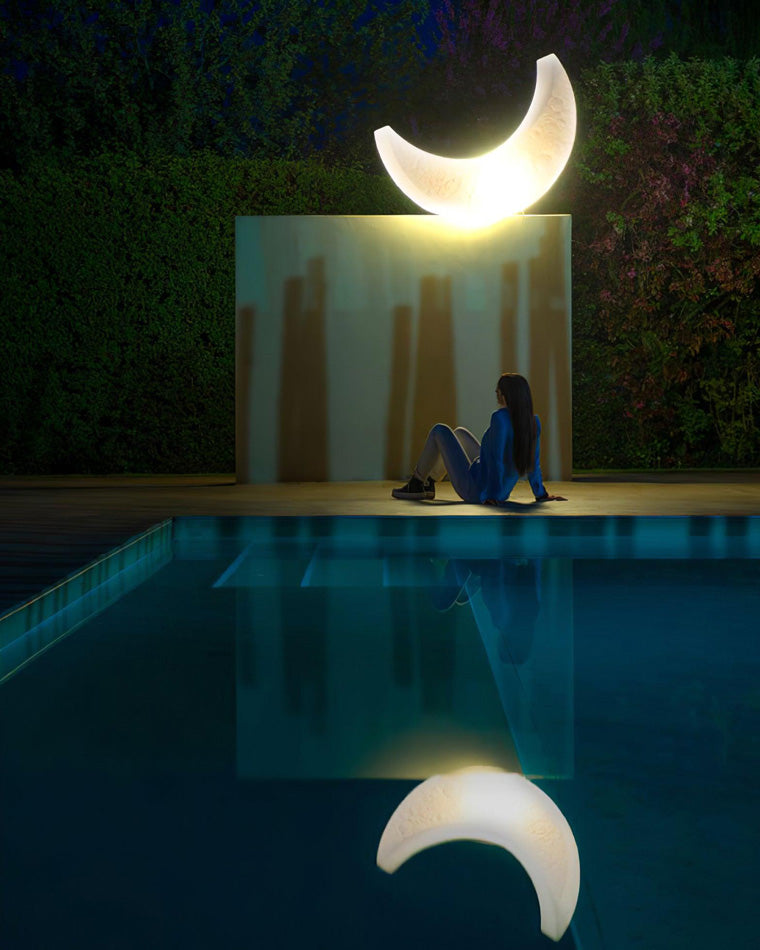 WOW Crescent Moon Floor Lamp-wow7021