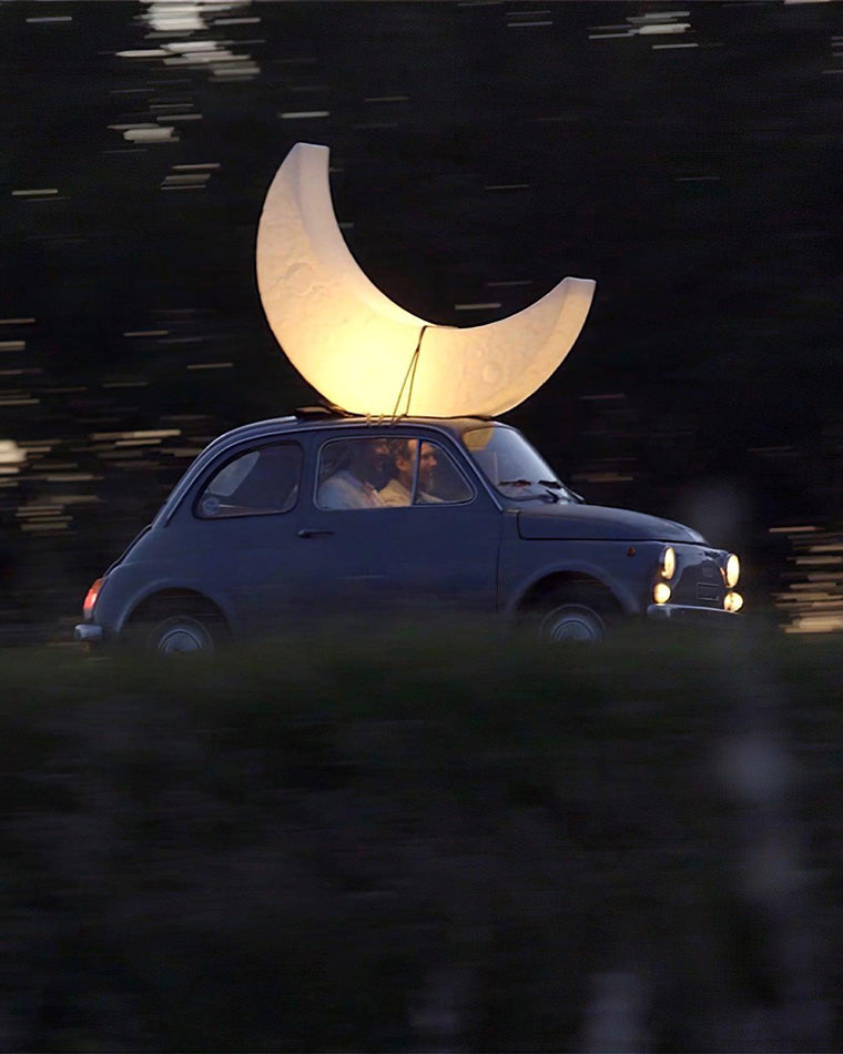 WOW Crescent Moon Floor Lamp-wow7021
