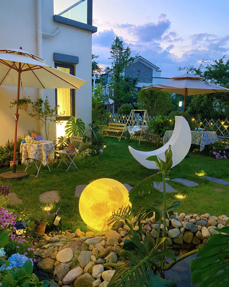 WOW Crescent Moon Floor Lamp-wow7021