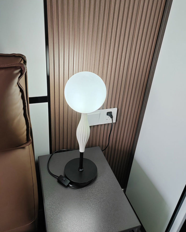 WOW Glass Globe Floor Lamp-wow7024
