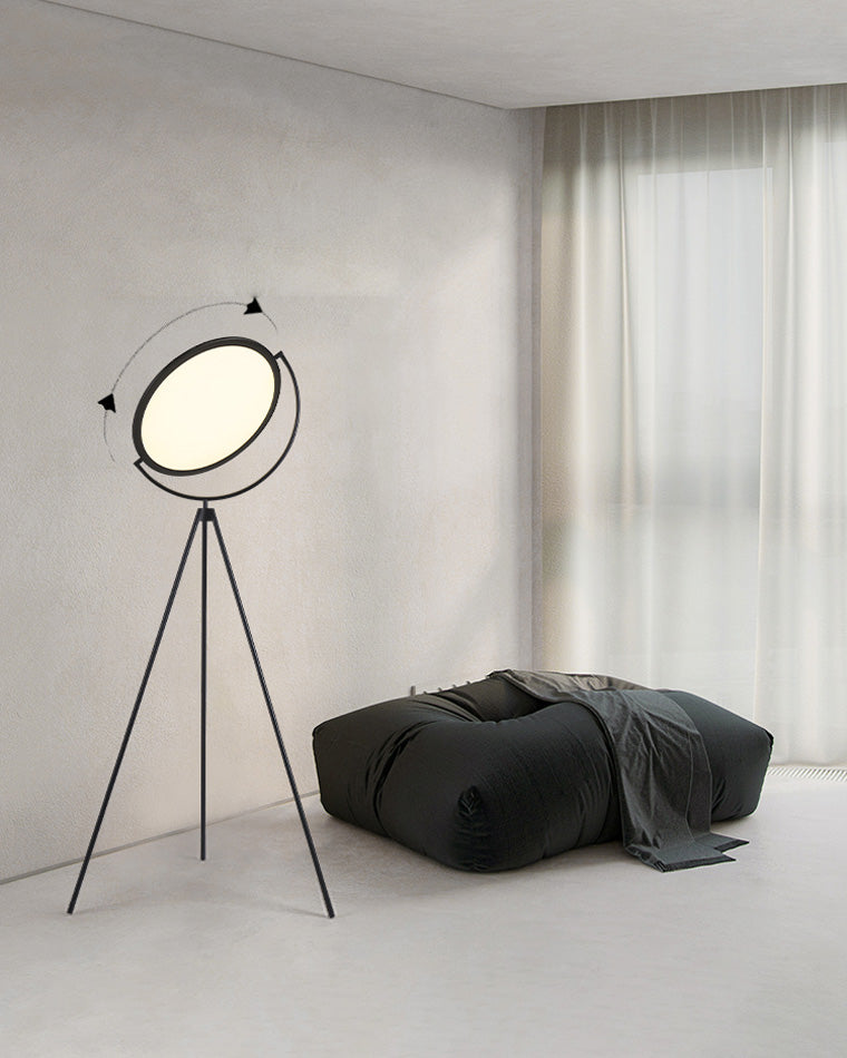 WOW Adjustable Tripod Floor Lamp-wow7027