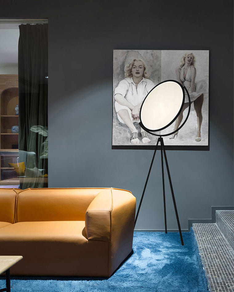 WOW Adjustable Tripod Floor Lamp-wow7027
