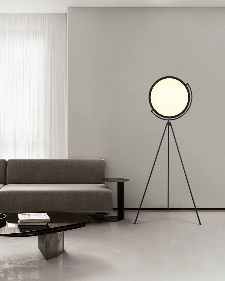 WOW Adjustable Tripod Floor Lamp-wow7027