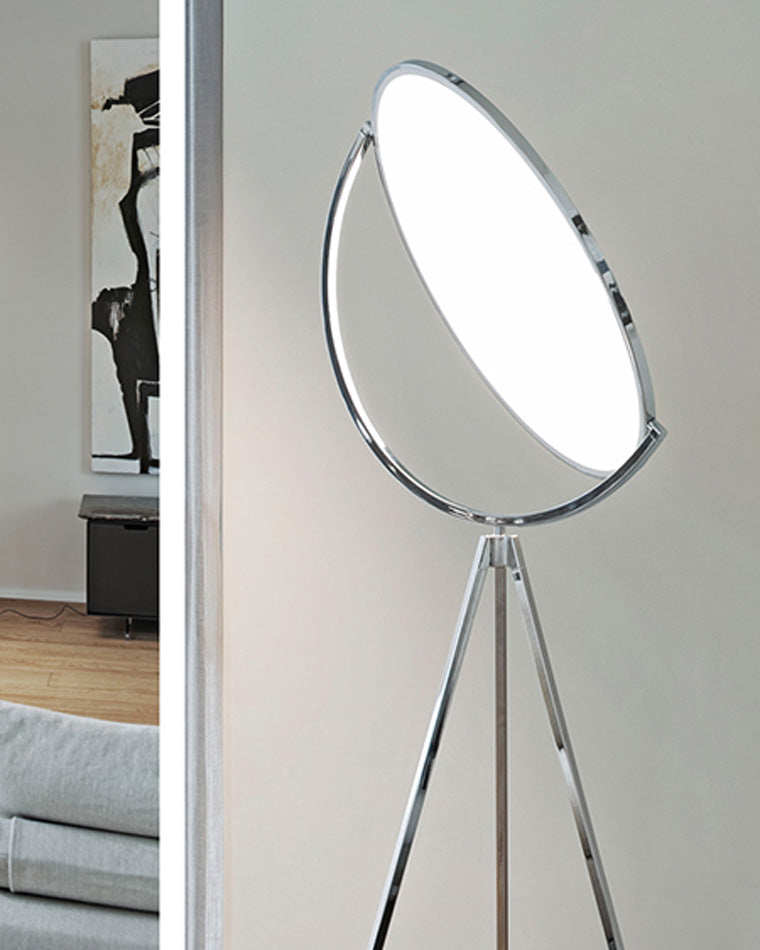WOW Adjustable Tripod Floor Lamp-wow7027