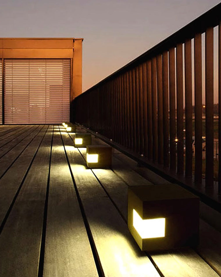 WOW Solar Pillar Light-wow9178