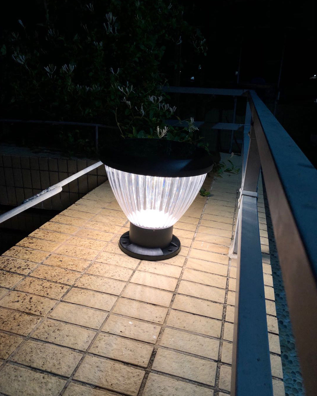 WOW Solar Pillar Light-wow9108