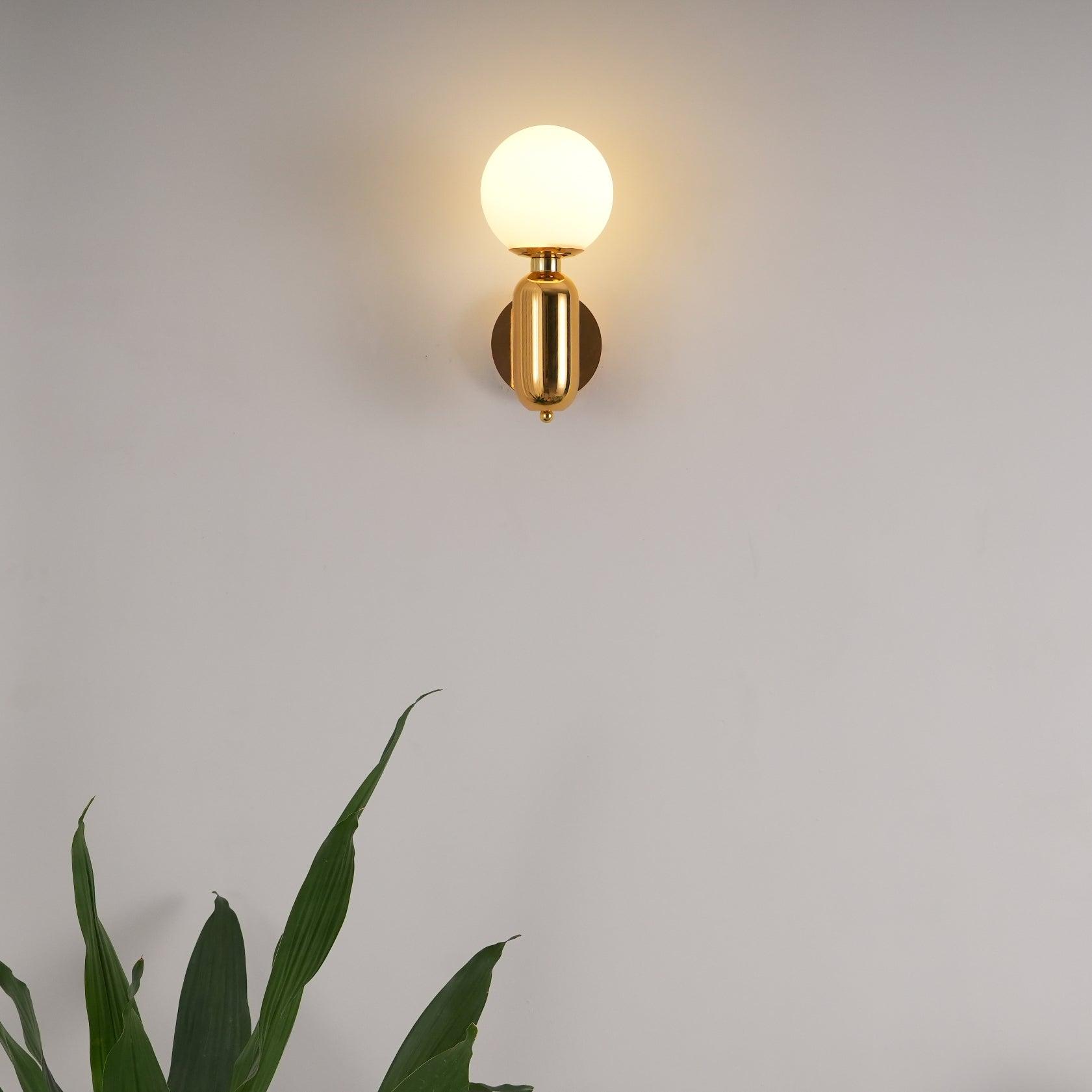 WOW Kade Wall Light