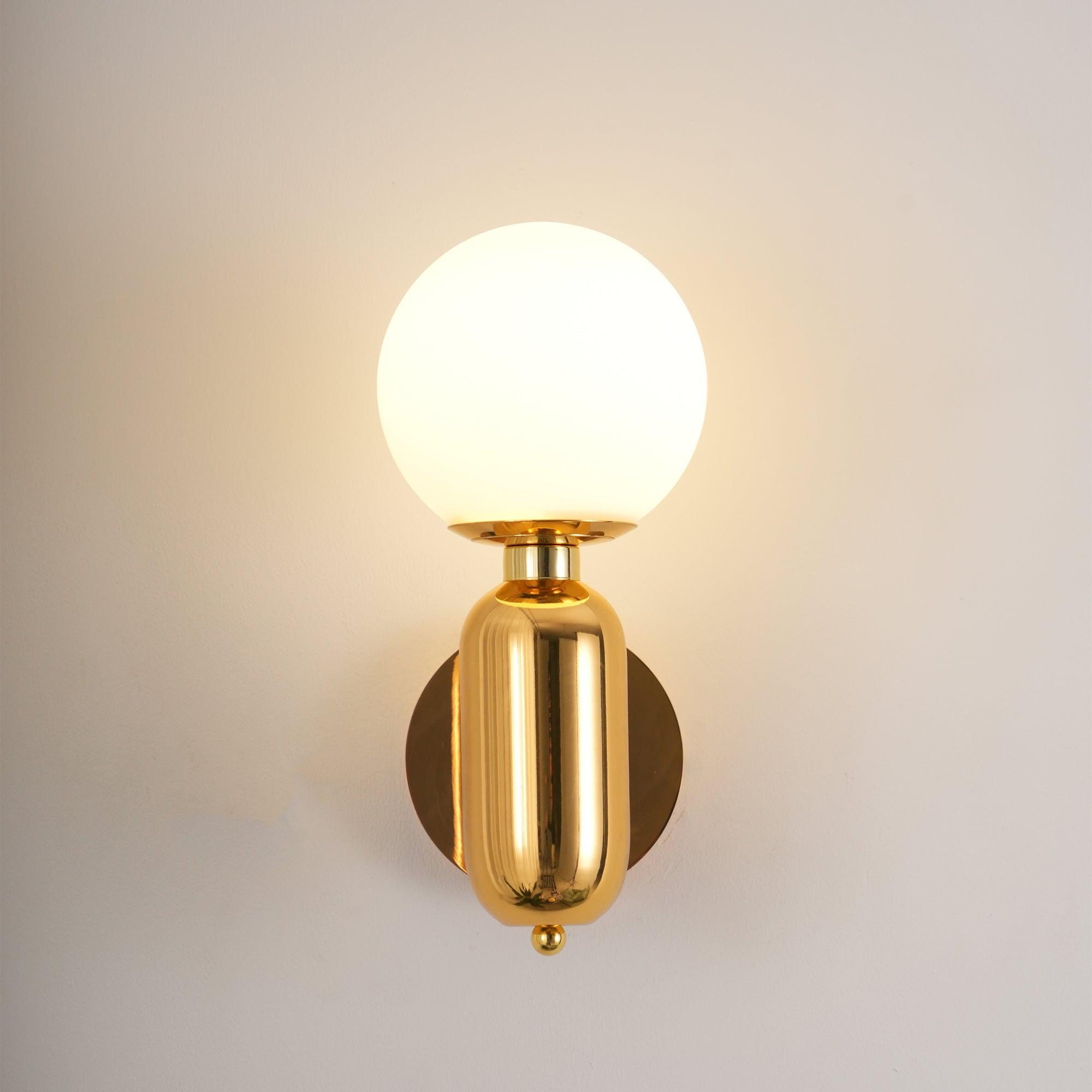WOW Kade Wall Light