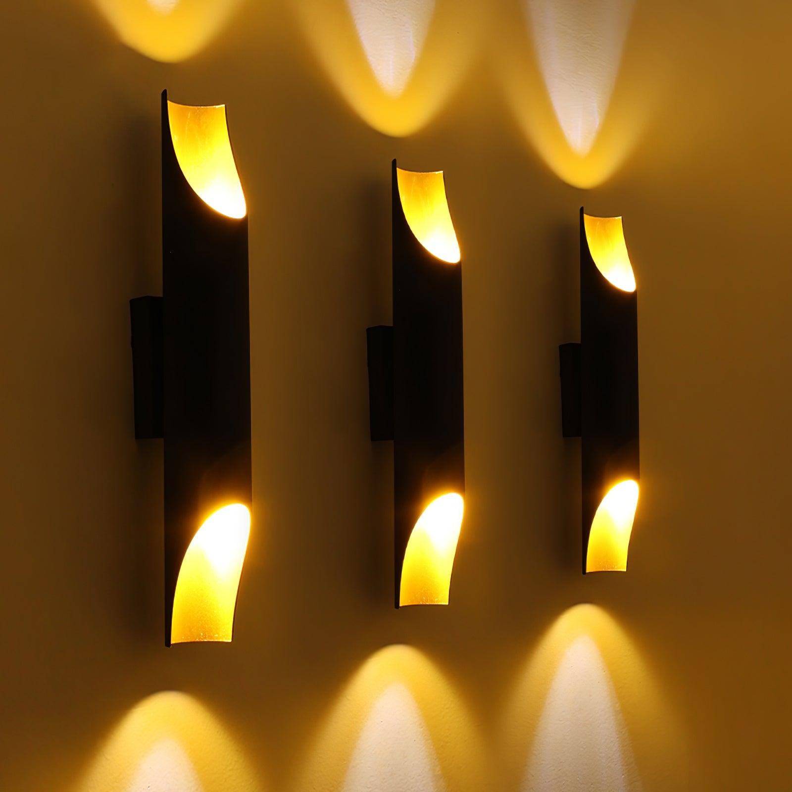 WOW Abigali Straight Wall Lamp