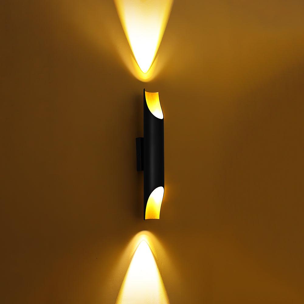 WOW Abigali Straight Wall Lamp