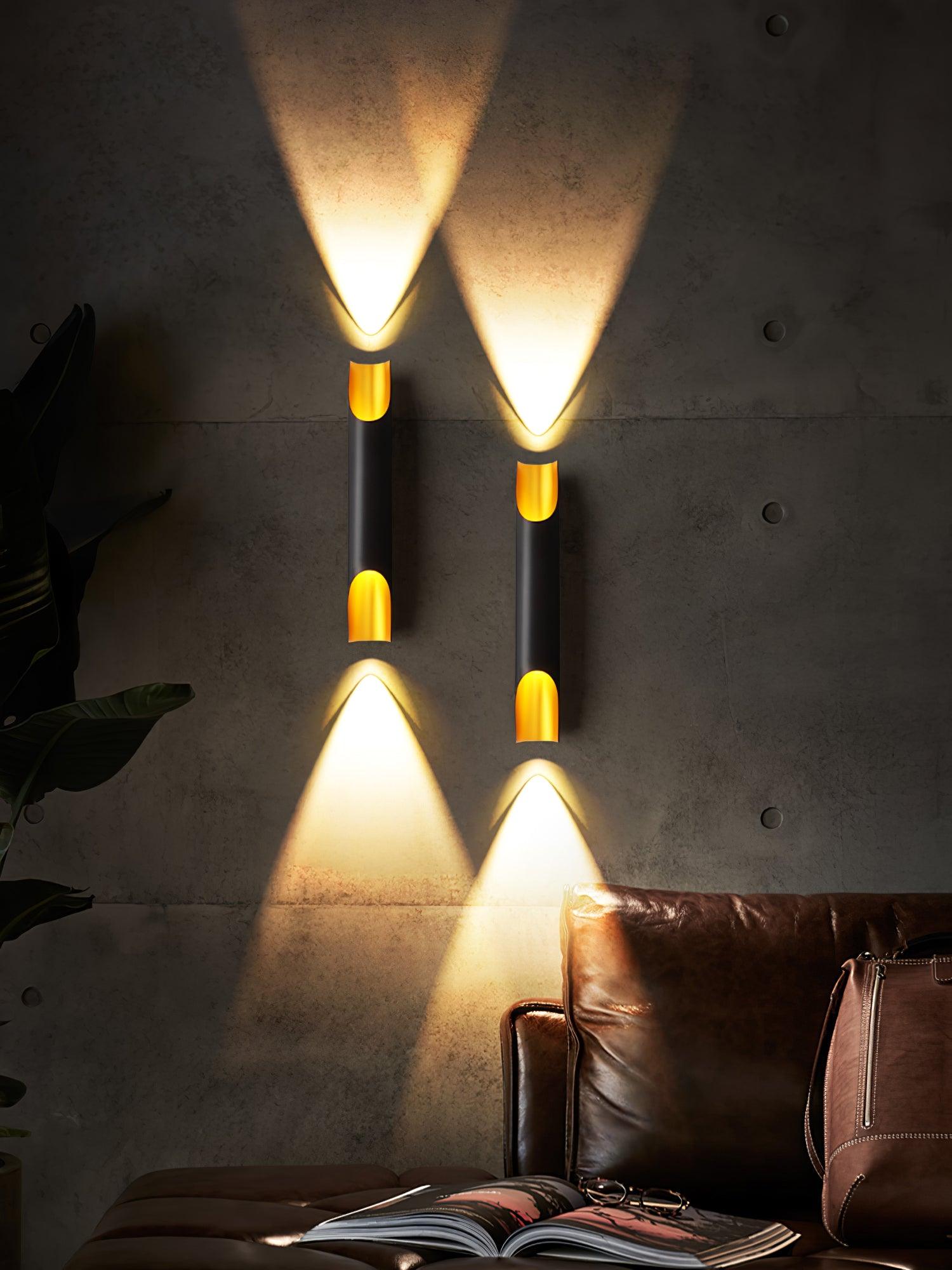 WOW Abigali Straight Wall Lamp
