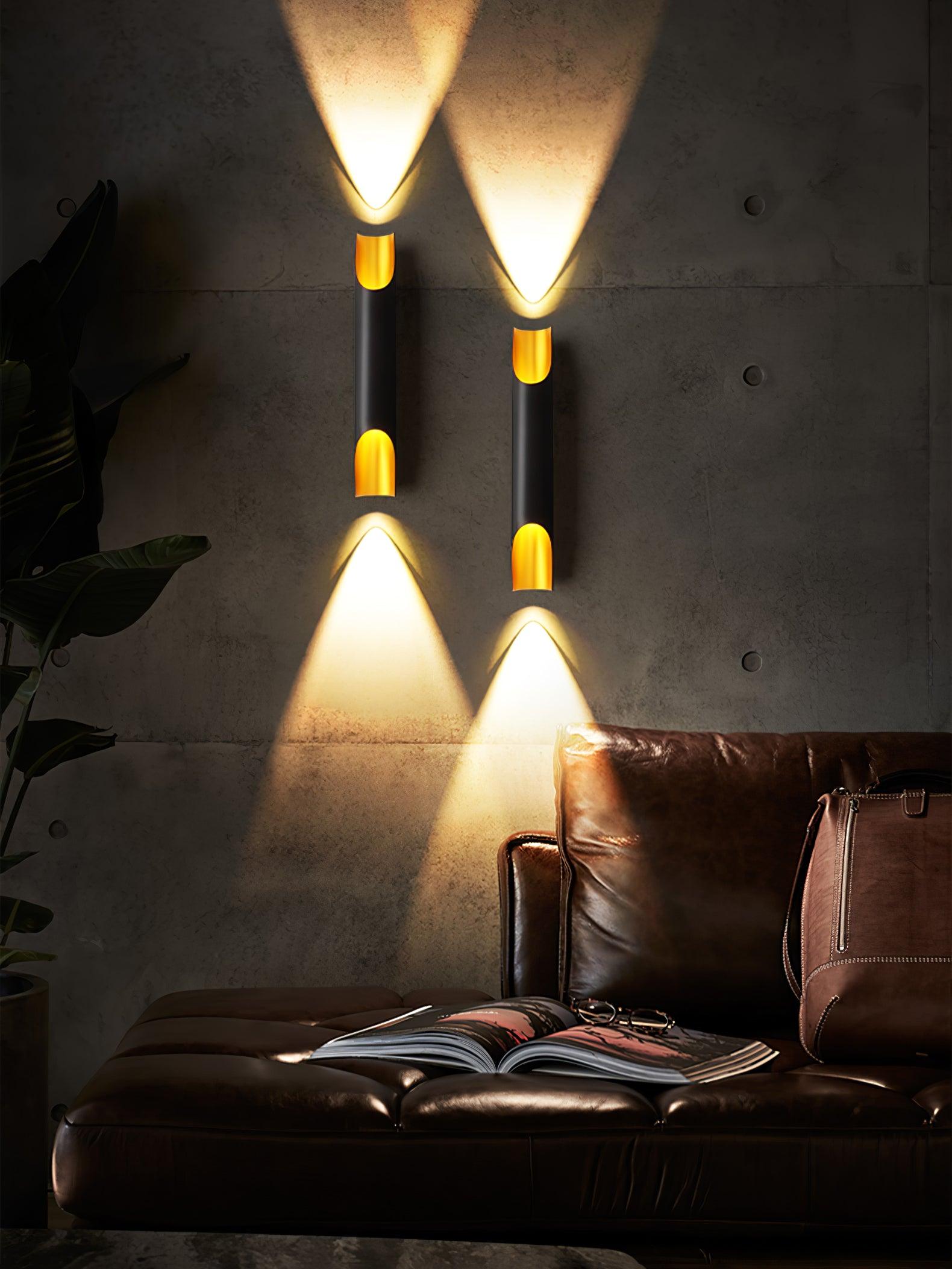 WOW Abigali Straight Wall Lamp