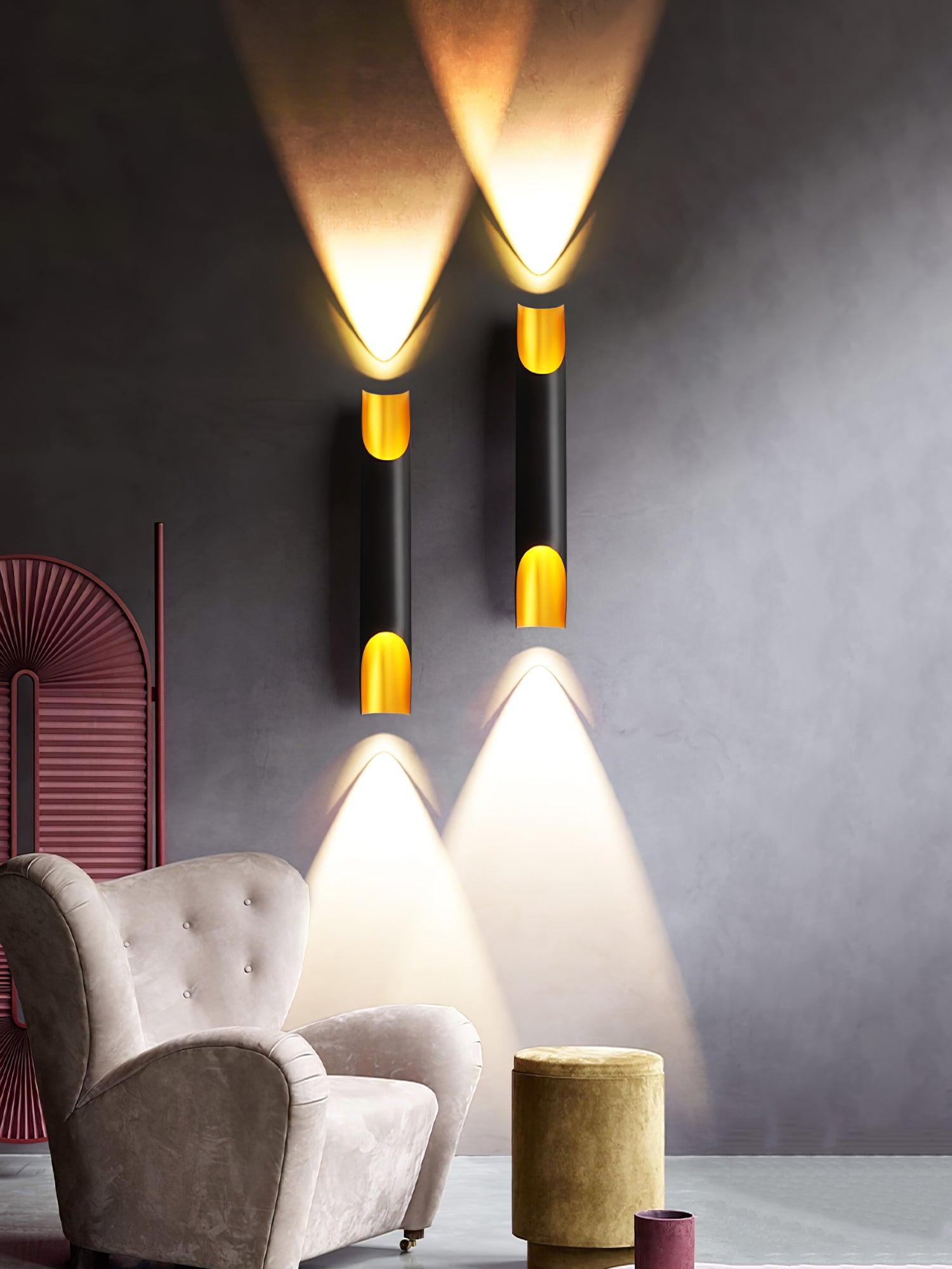 WOW Abigali Straight Wall Lamp