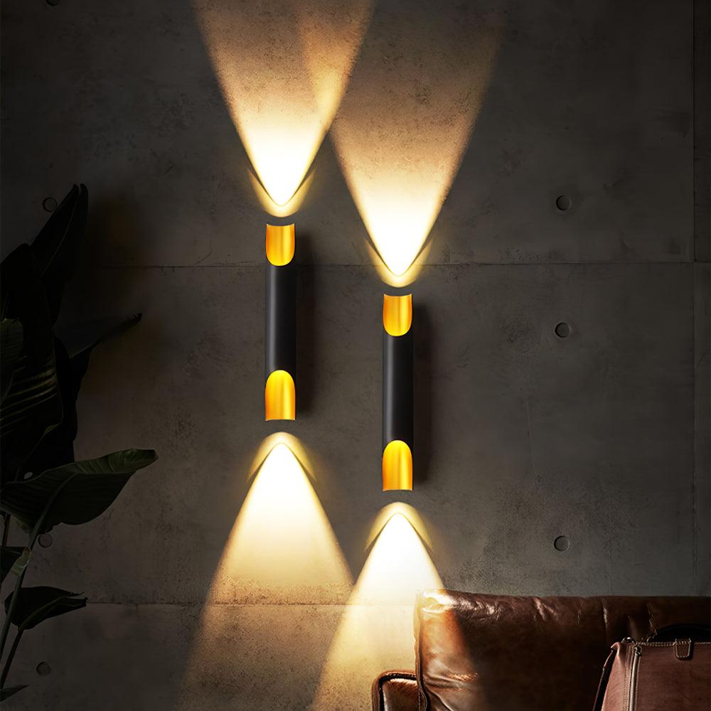 WOW Abigali Straight Wall Lamp