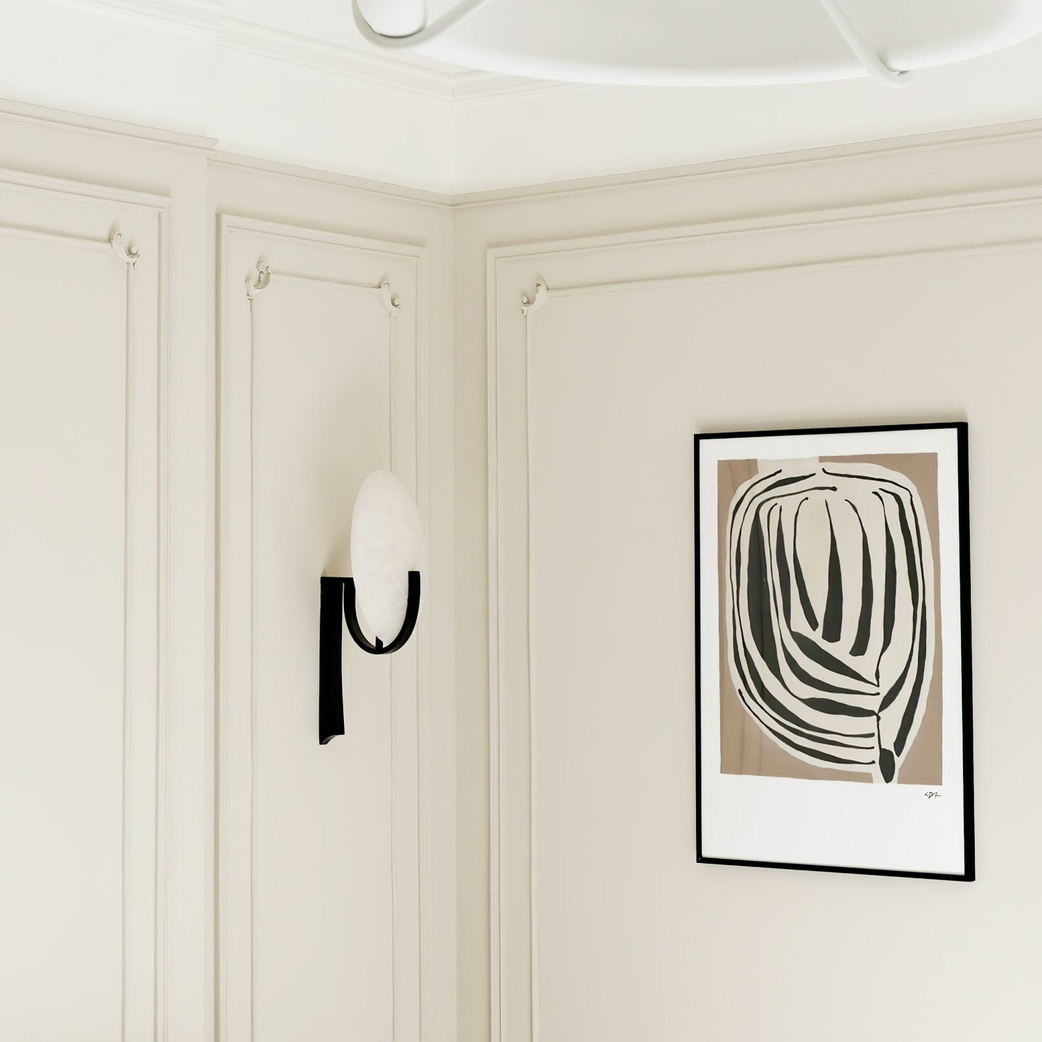 WOW Alice Alabaster Plug-in Wall Lamp