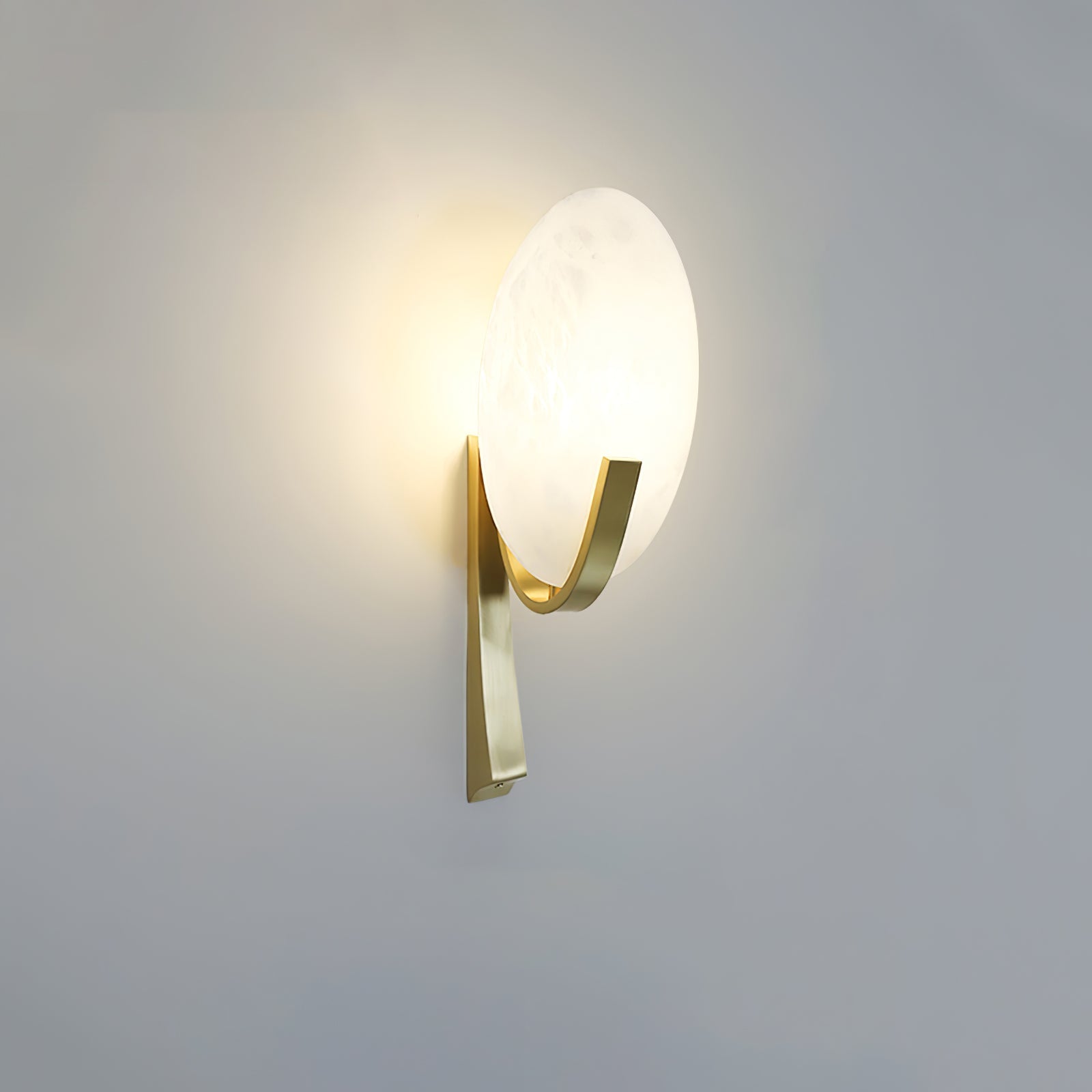 WOW Alice Alabaster Plug-in Wall Lamp