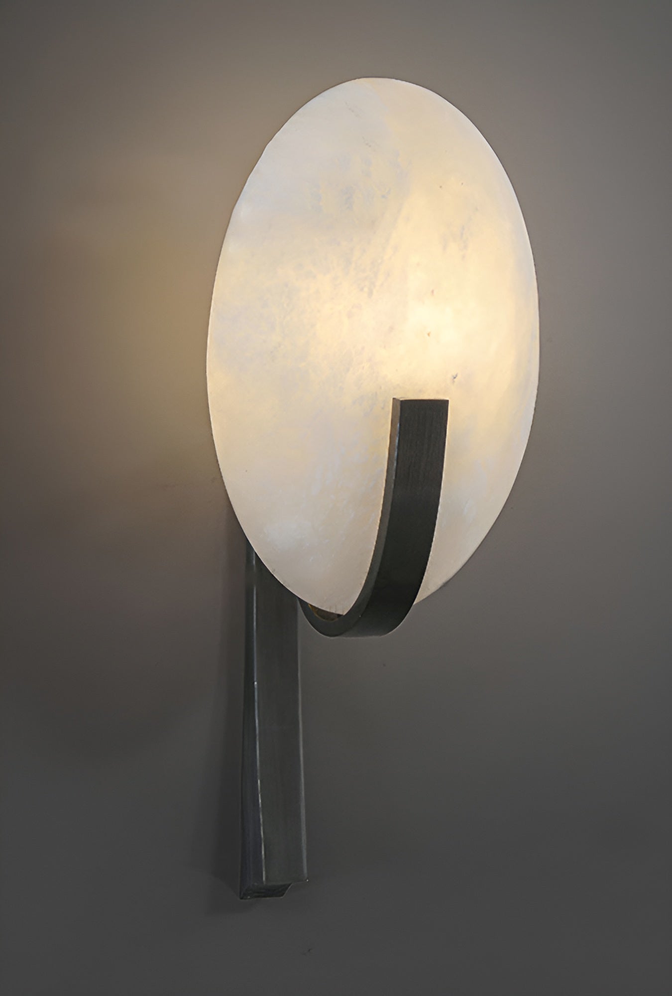 WOW Alice Alabaster Plug-in Wall Lamp