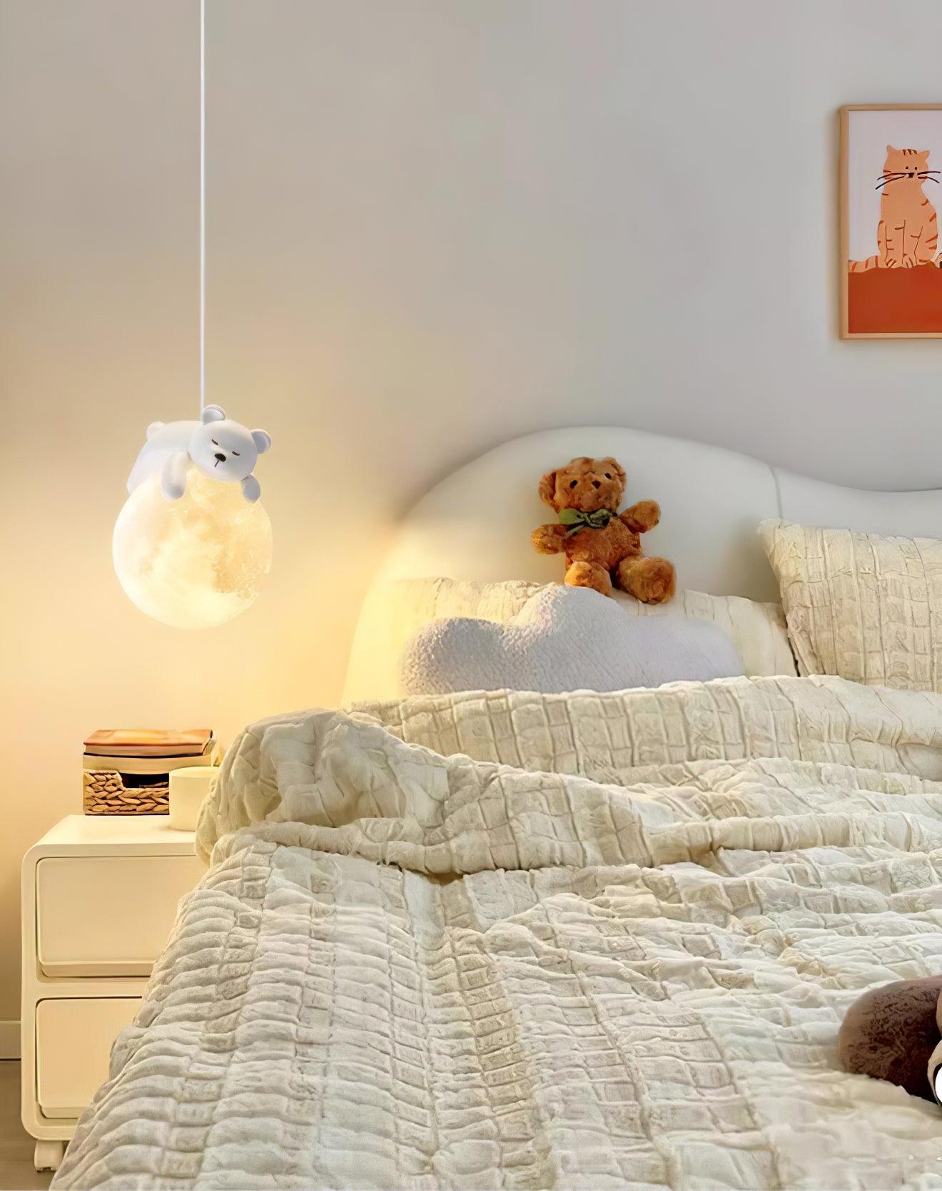 WOW Animal Sleeping Pendant Lamp