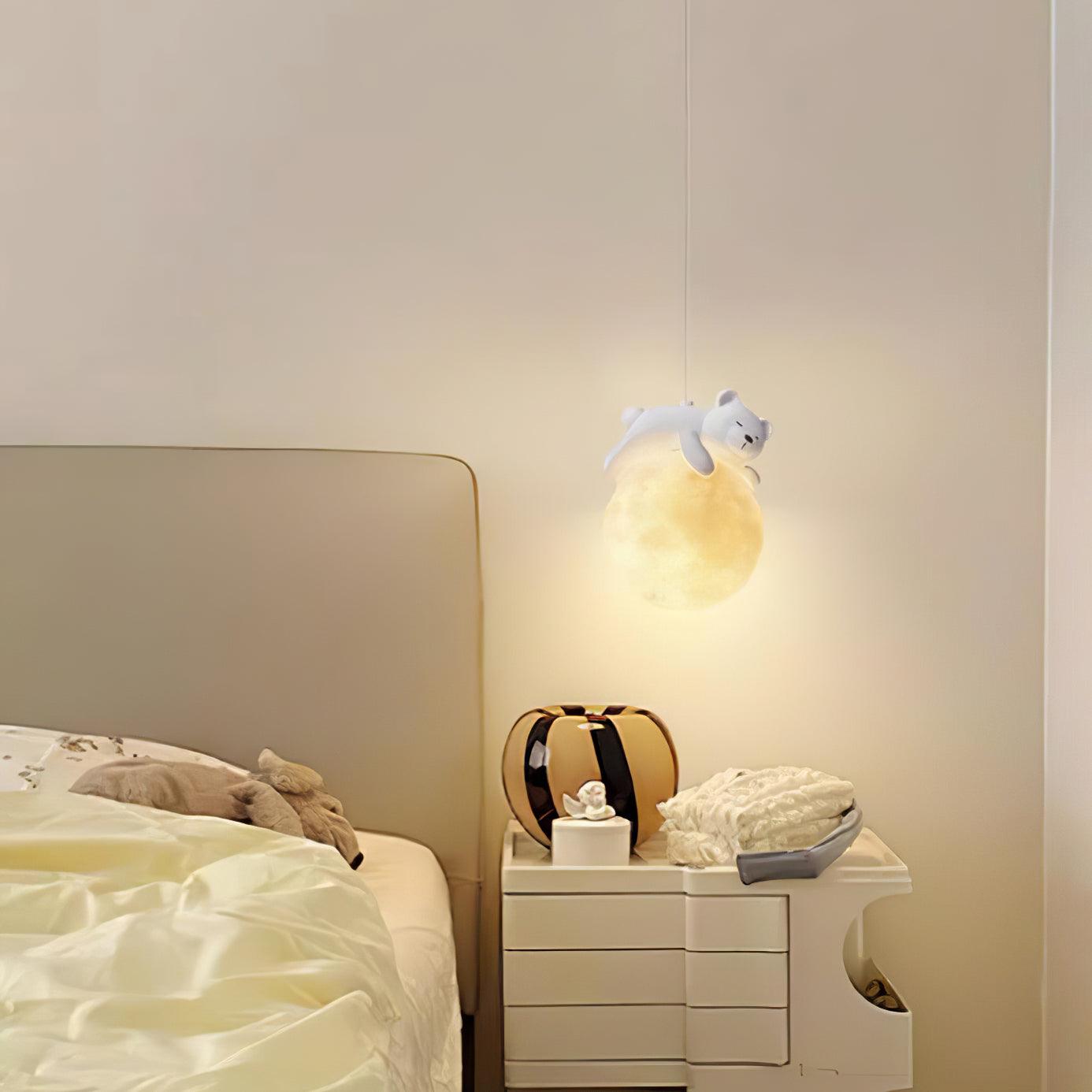 WOW Animal Sleeping Pendant Lamp