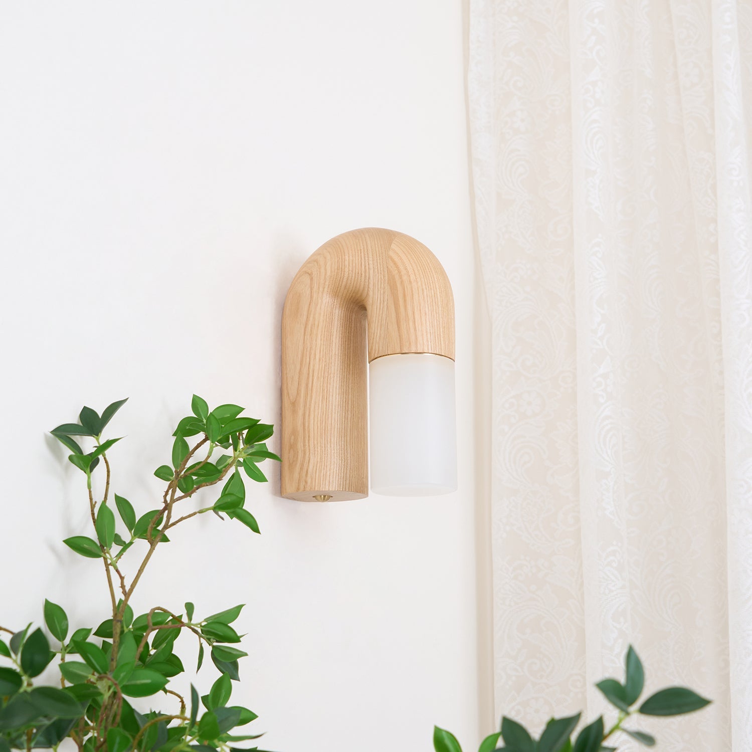 WOW Arcus Wood Wall Lamp