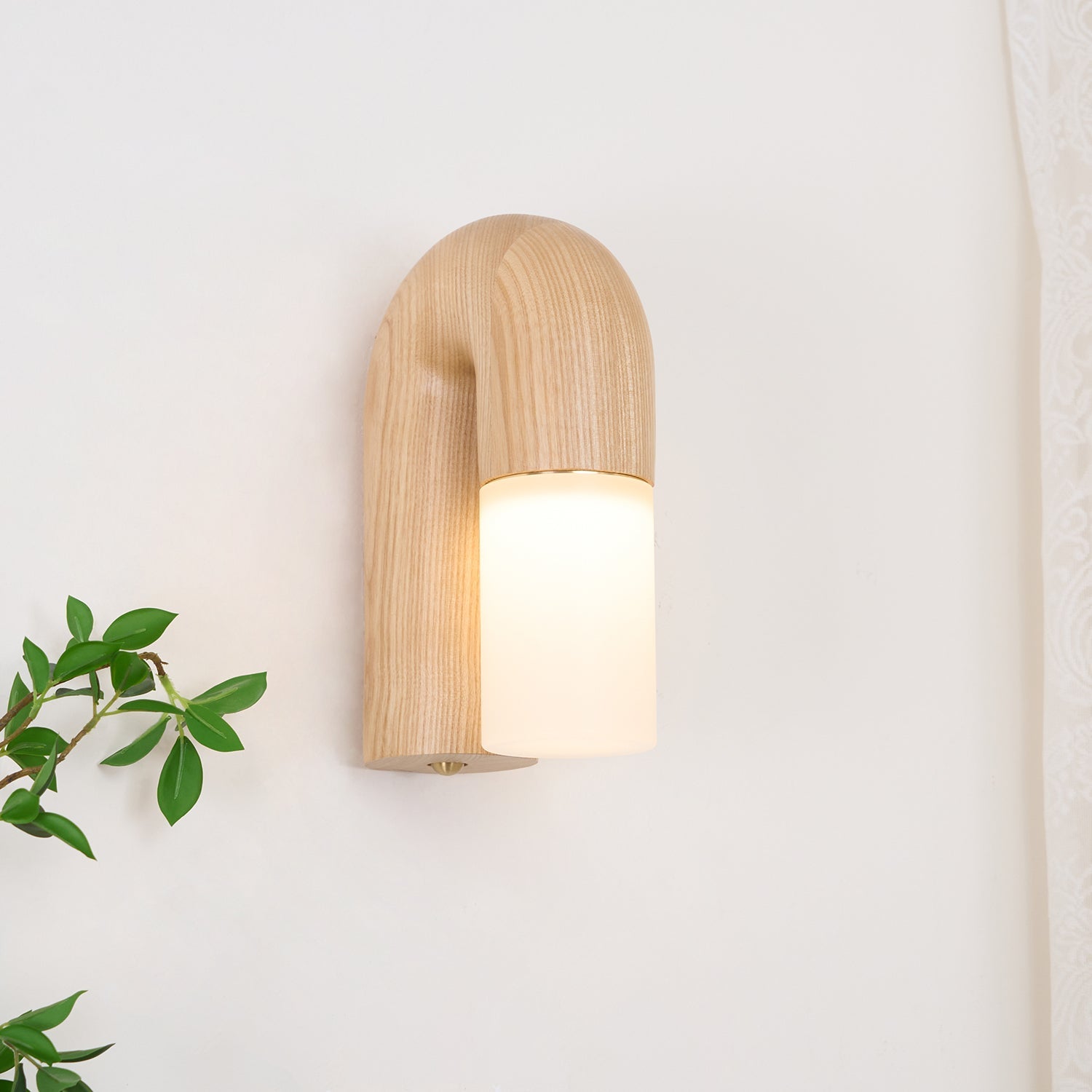WOW Arcus Wood Wall Lamp