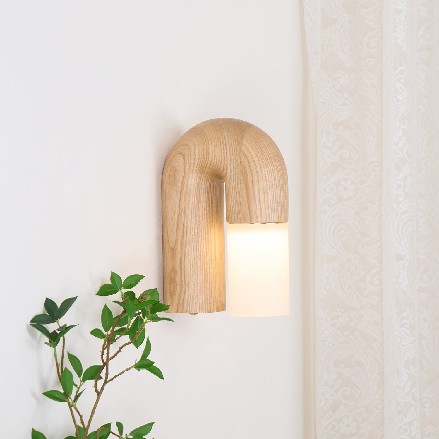 WOW Arcus Wood Wall Lamp