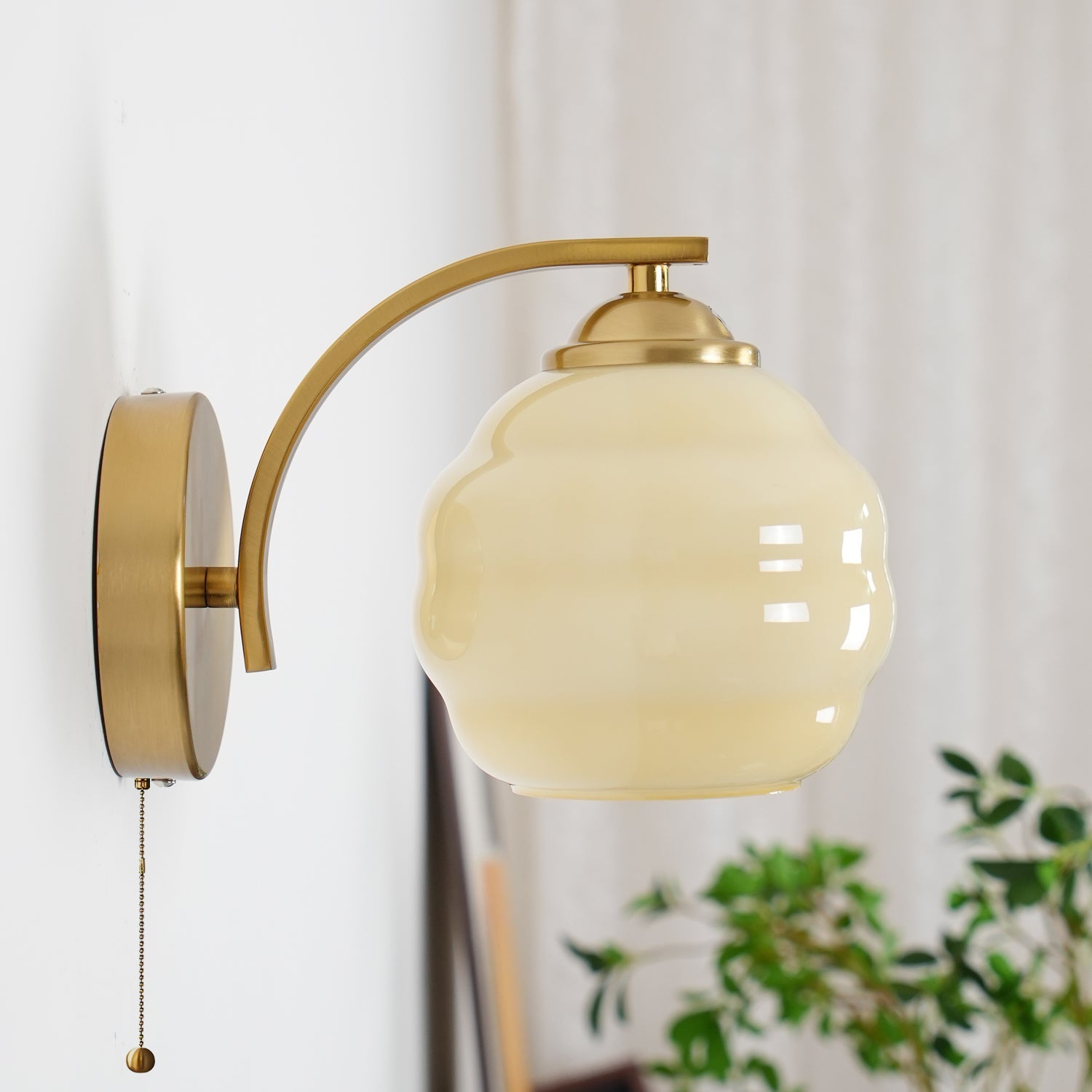 WOW Gatsby Wall Lamp
