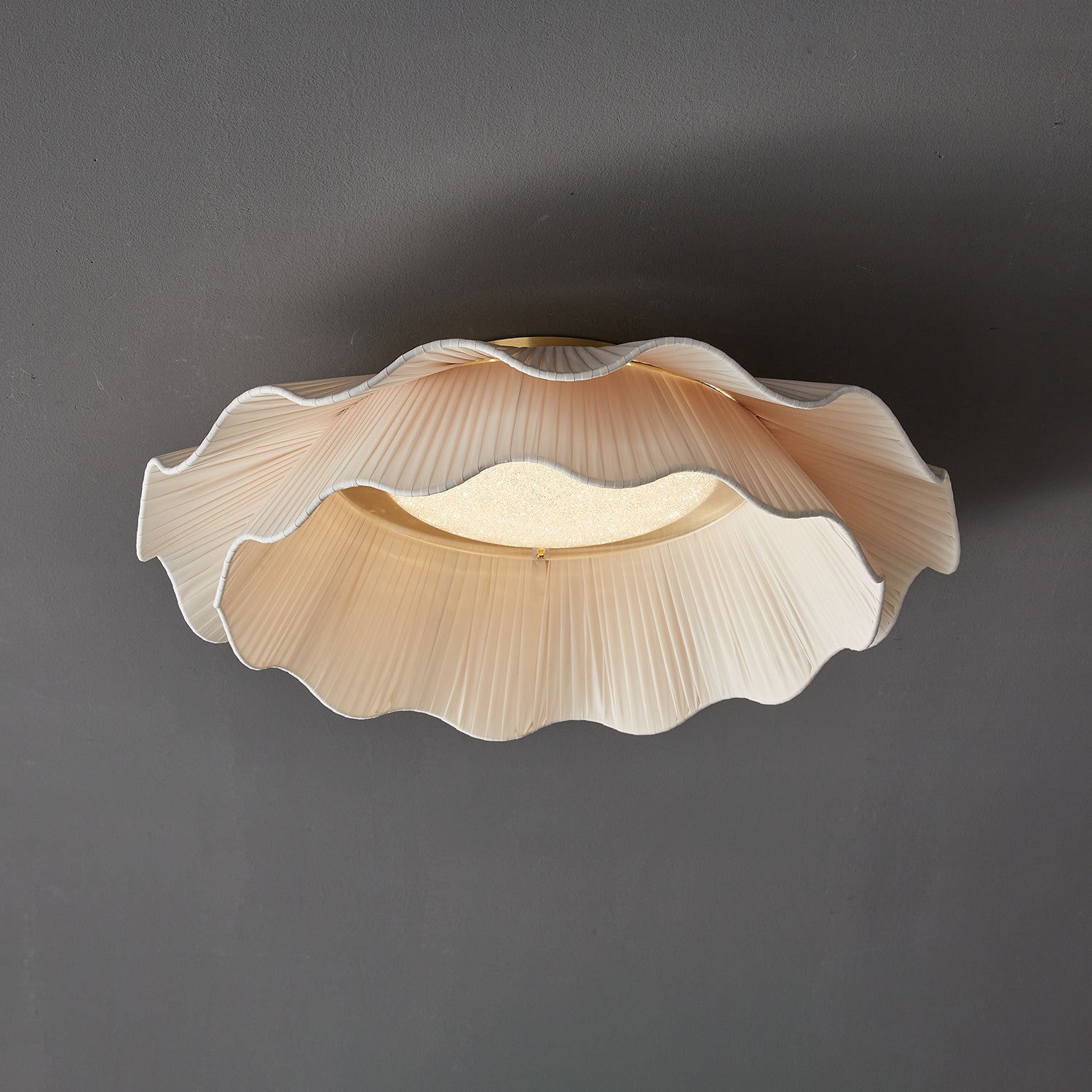 WOW Arwen Fabric Wave Ceiling Lamp