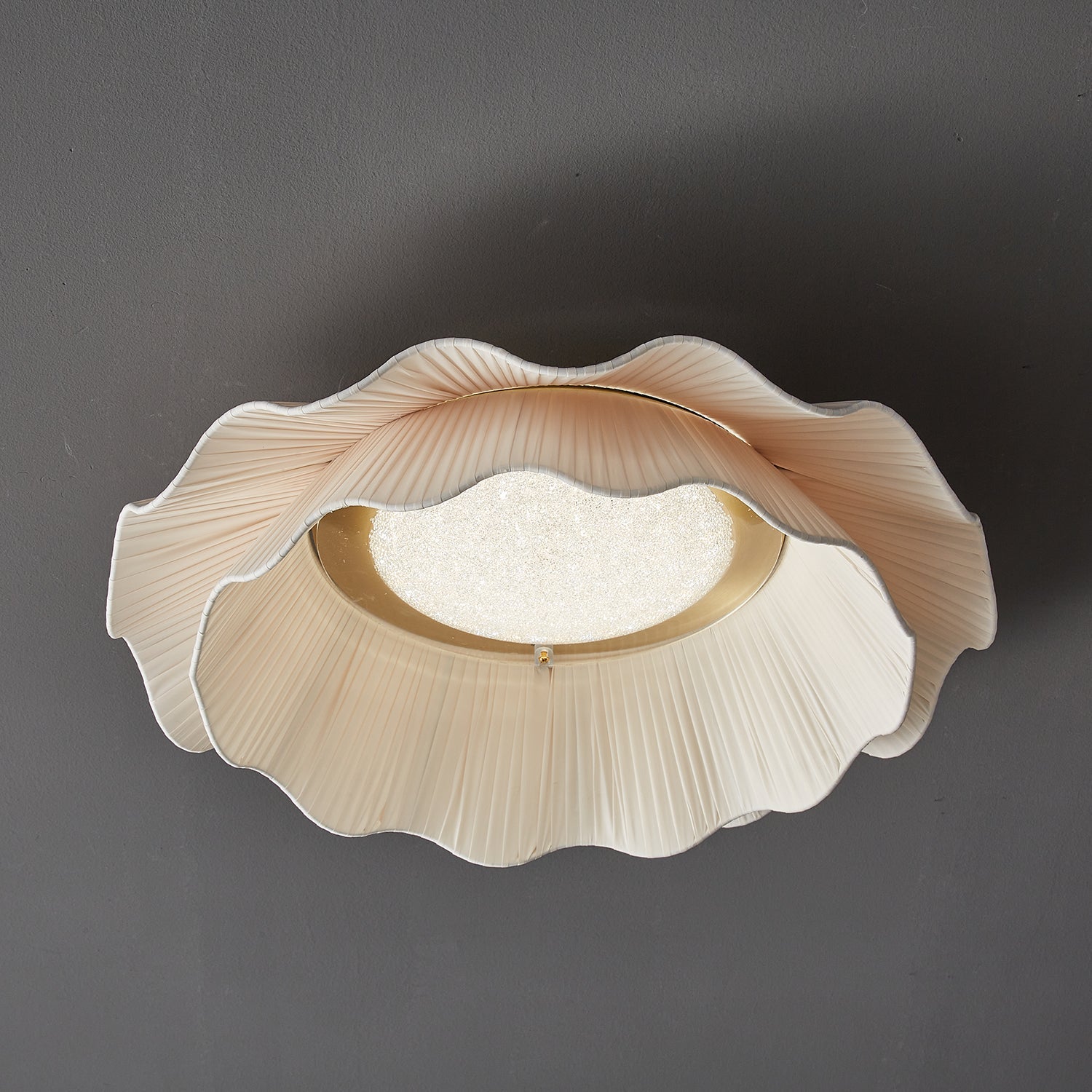 WOW Arwen Fabric Wave Ceiling Lamp