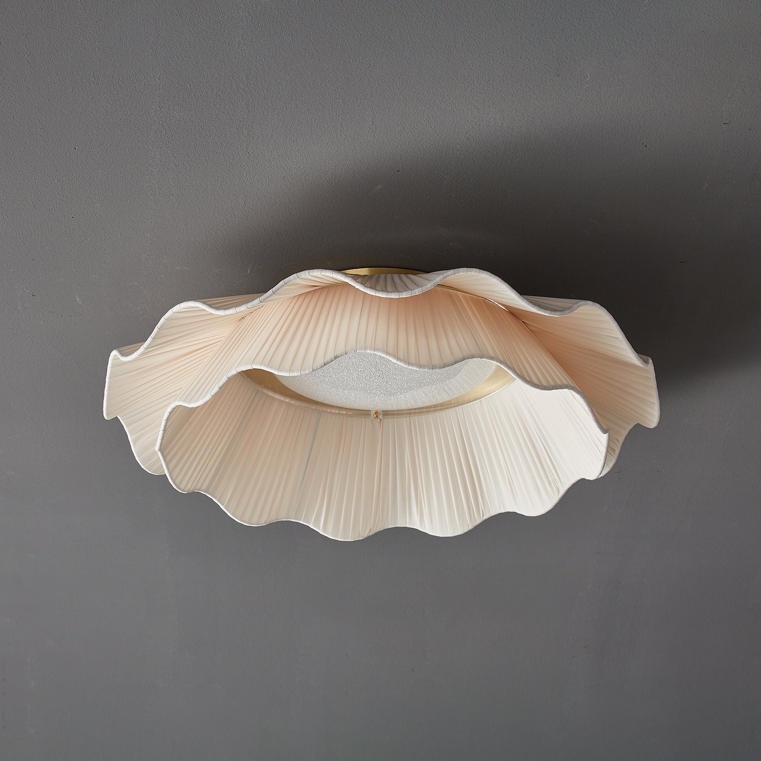WOW Arwen Fabric Wave Ceiling Lamp