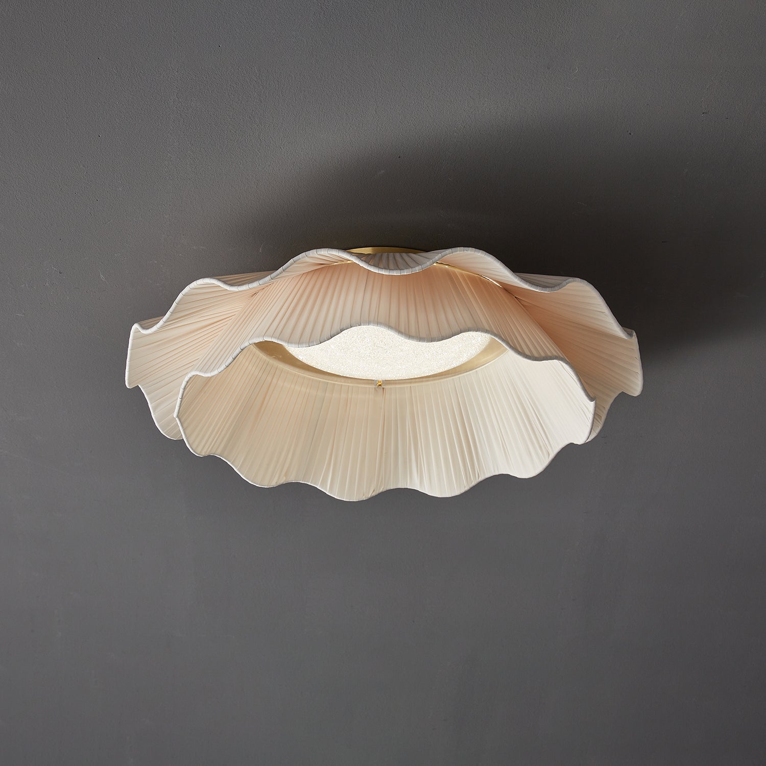 WOW Arwen Fabric Wave Ceiling Lamp