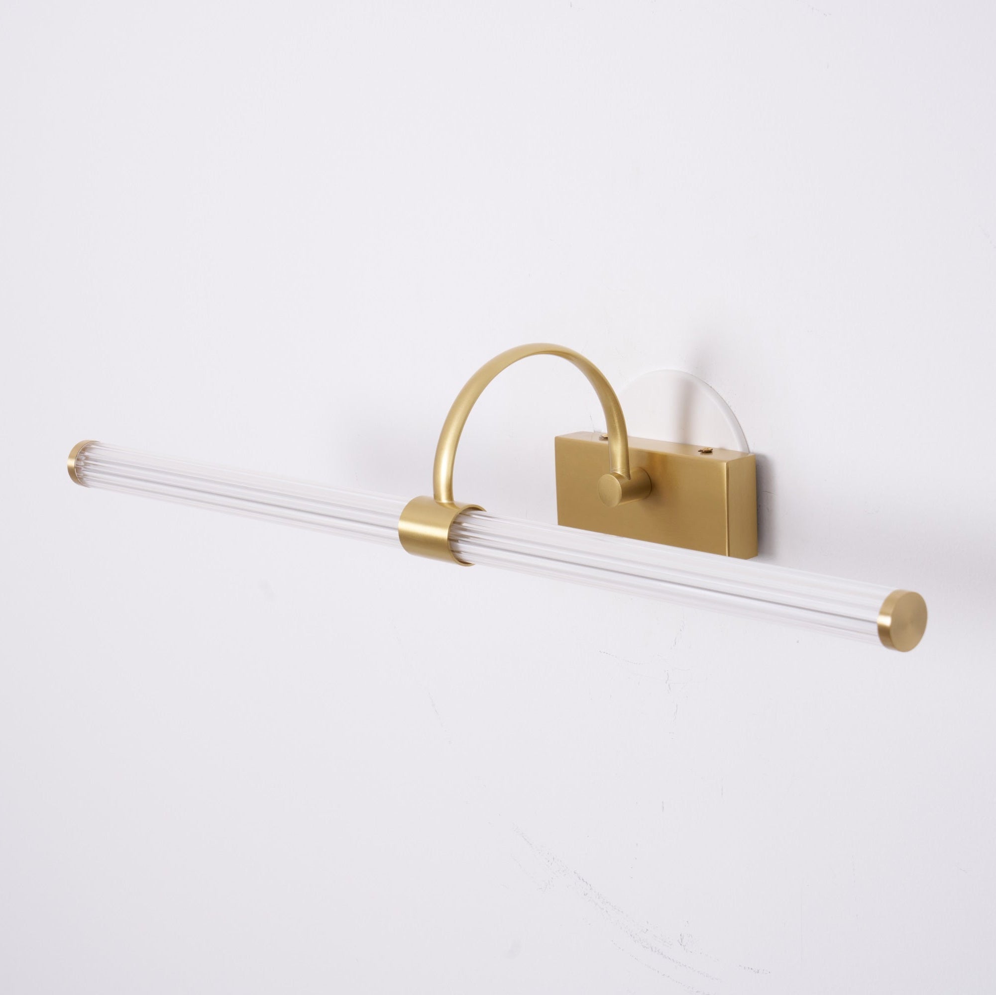 WOW Avery Wall Light