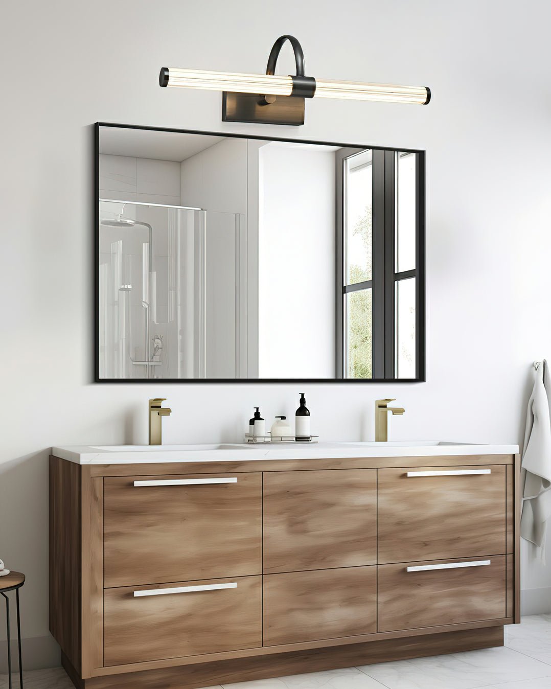 WOW Avery Wall Light