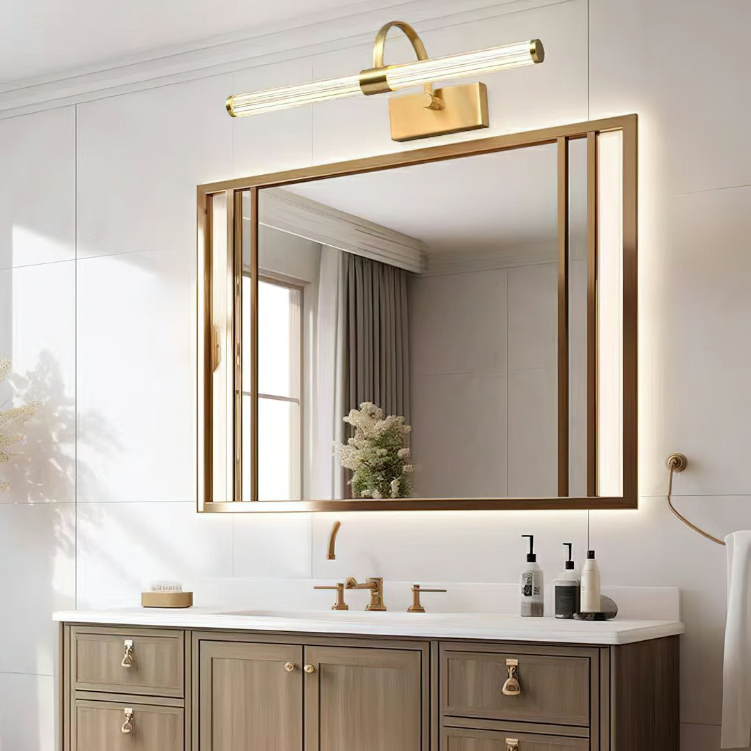 WOW Avery Wall Light