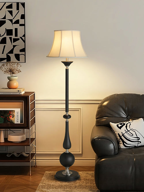 WOW Belfort Classic Floor Lamp