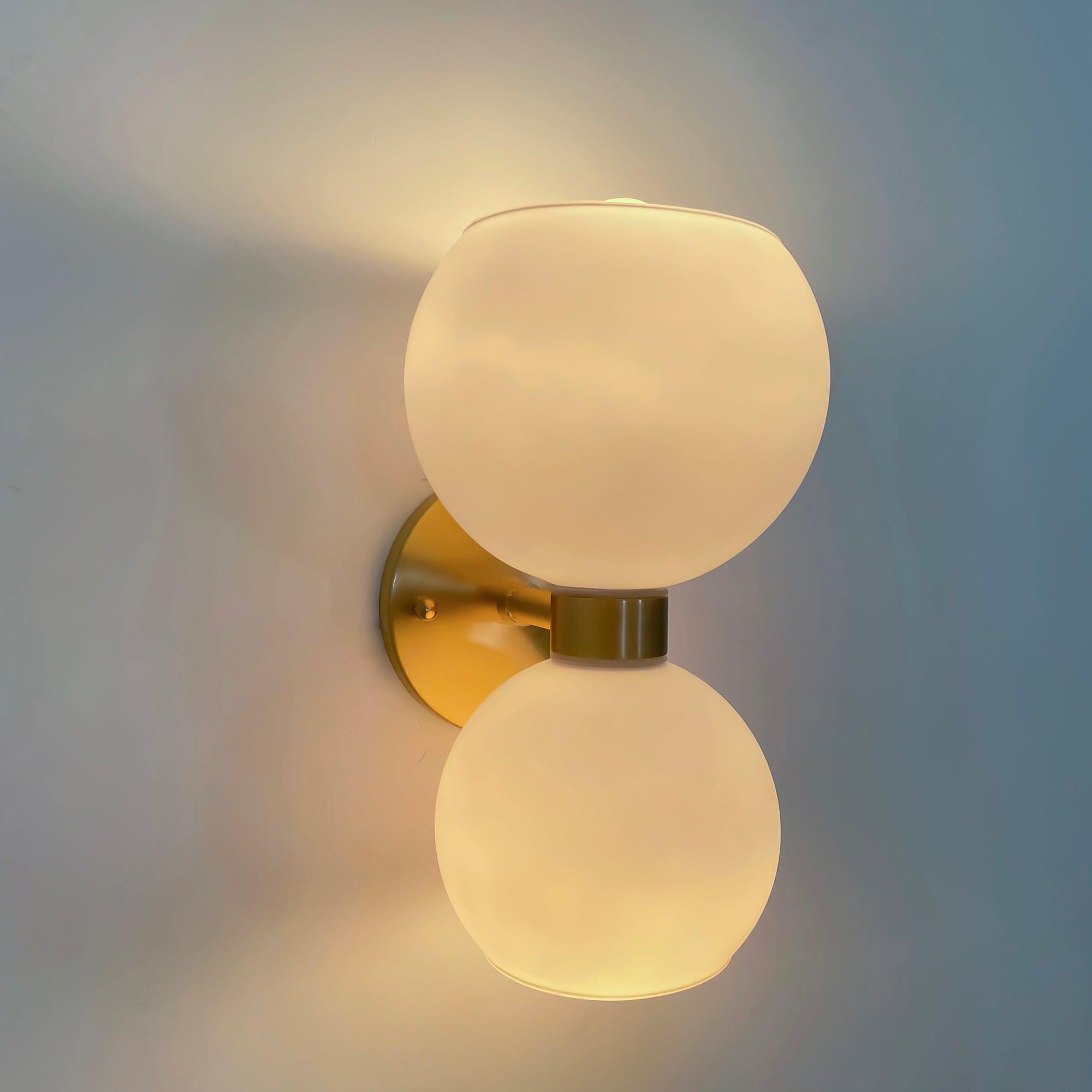 WOW Round Pearl Sconce